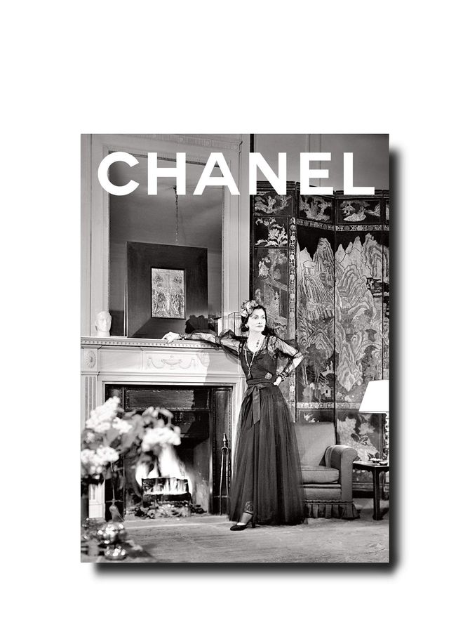 Chanel gift set ASSOULINE