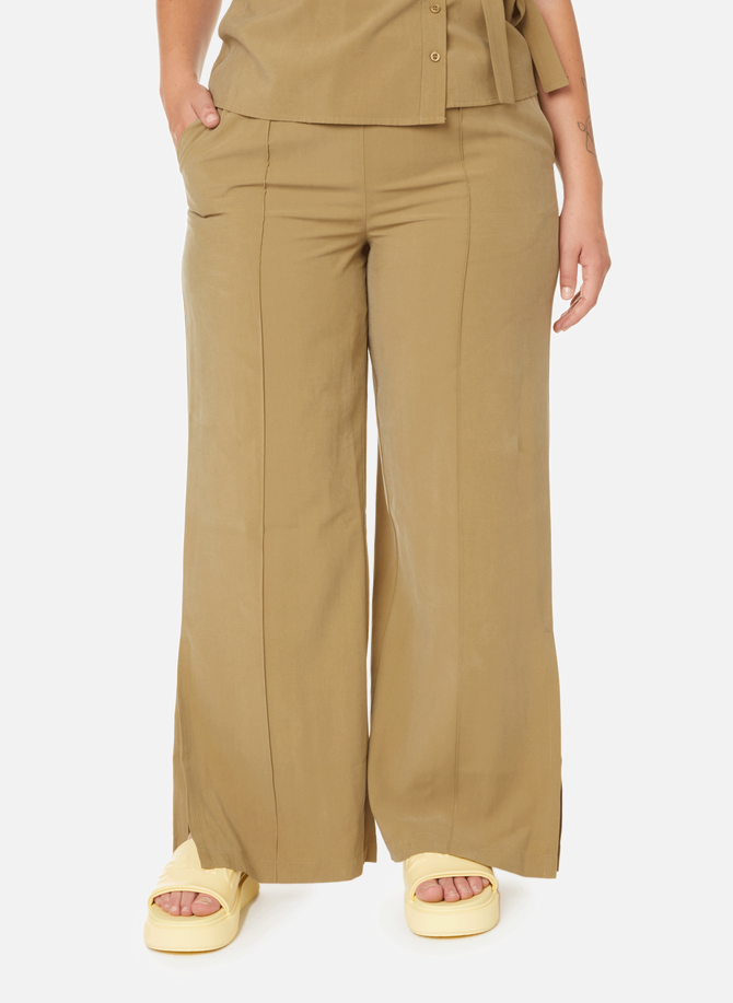 Relaxed trousers GESTUZ
