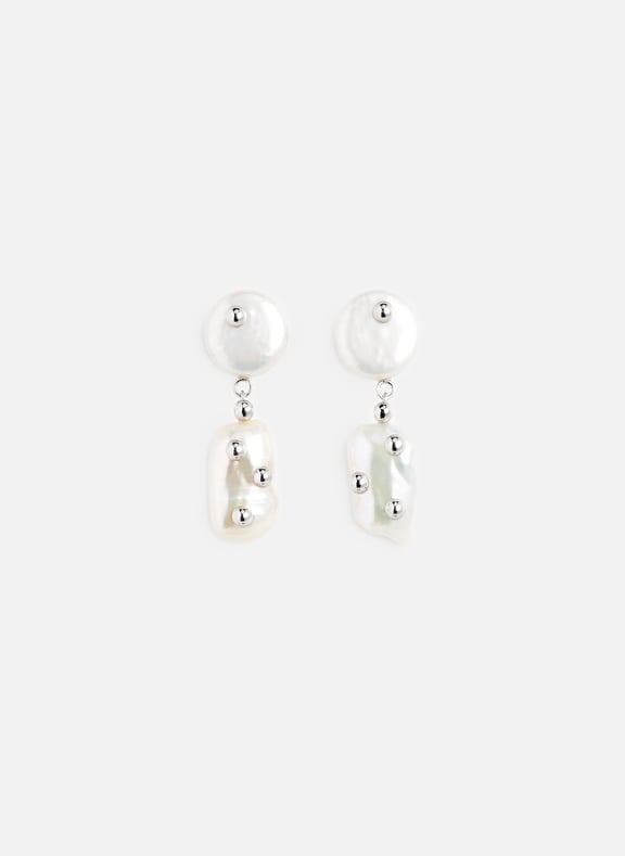 Natural pearl earrings Silver by RAGBAG RAGBAG Natural pearl earrings Silver