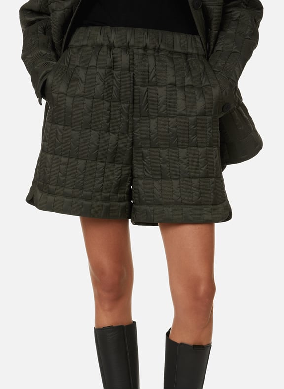 Quilted shorts Green by SAISON 1865 SAISON 1865 Quilted shorts Green