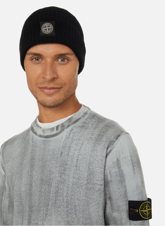 Black Wool beanie hat