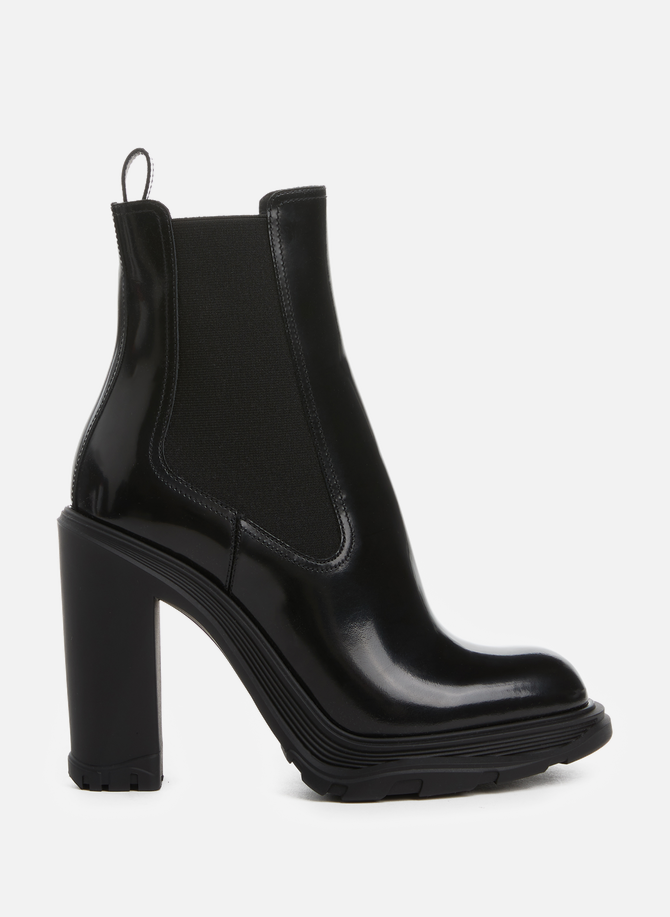 Tread Chelsea ankle boots in patent leather ALEXANDER MCQUEEN