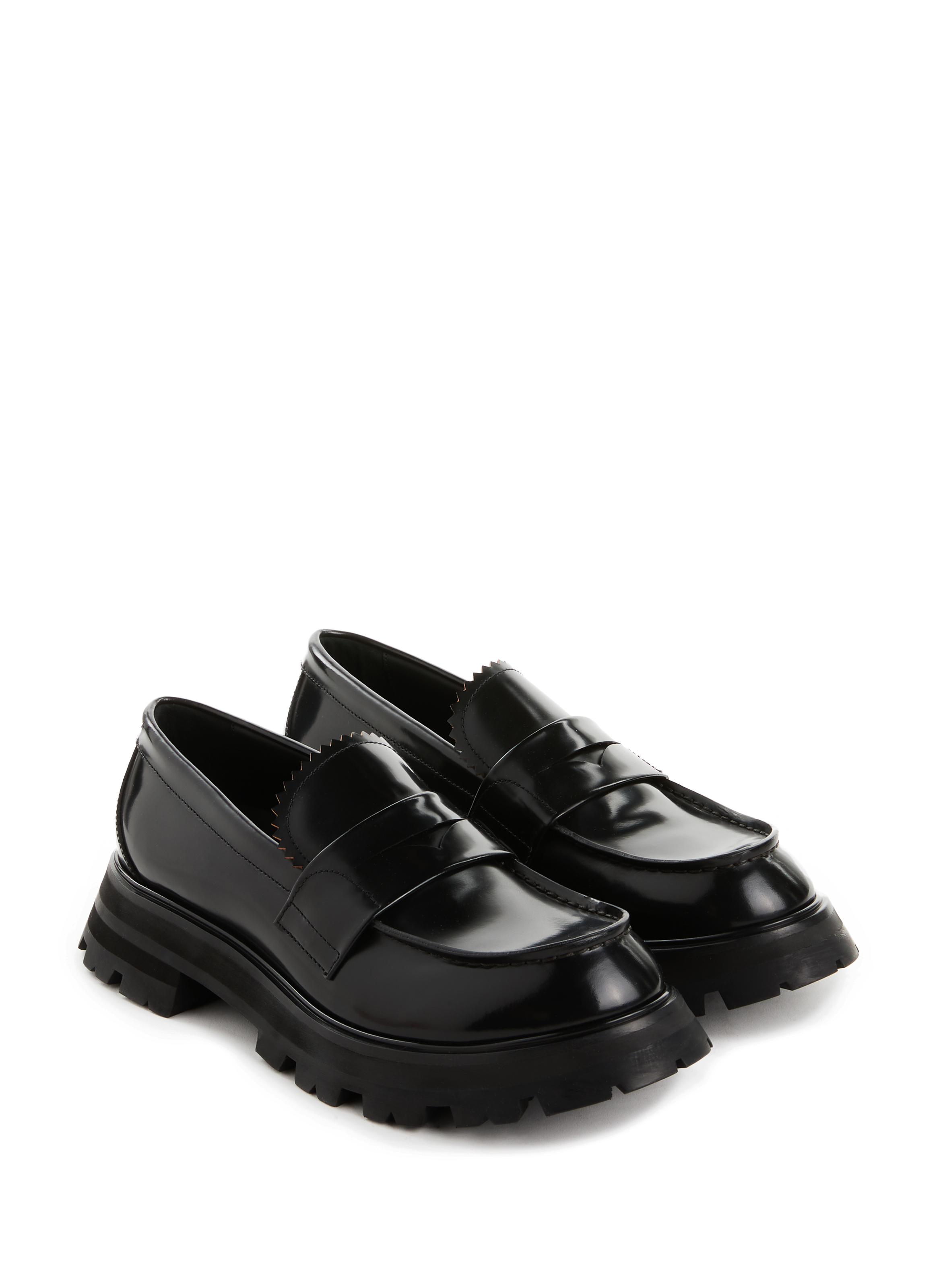 Femme Chaussures Chaussures plates Souliers et mocassins Mocassins Wander en cuir Cuir Alexander McQueen en coloris Noir 