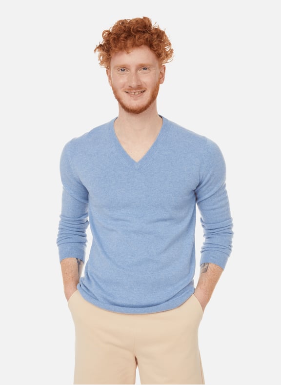 Pull col V en cahemire Bleu by AU PRINTEMPS PARIS AU PRINTEMPS PARIS Pull col V en cahemire Bleu