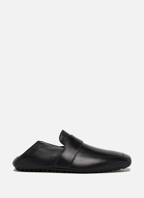 حذاء مفتوح city loafer من جلد العجل باللون الأسود من balenciaga 