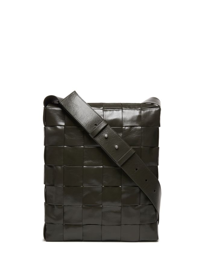 BOTTEGA VENETA woven leather shoulder bag