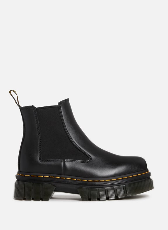 DR. MARTENS 