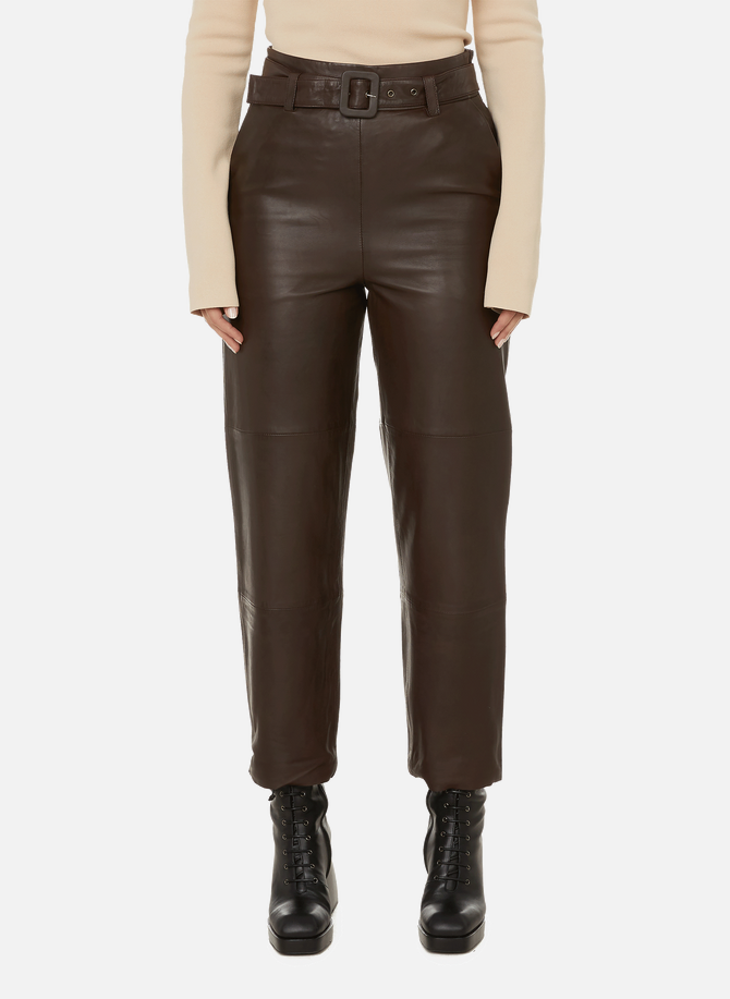 GESTUZ belted leather pants