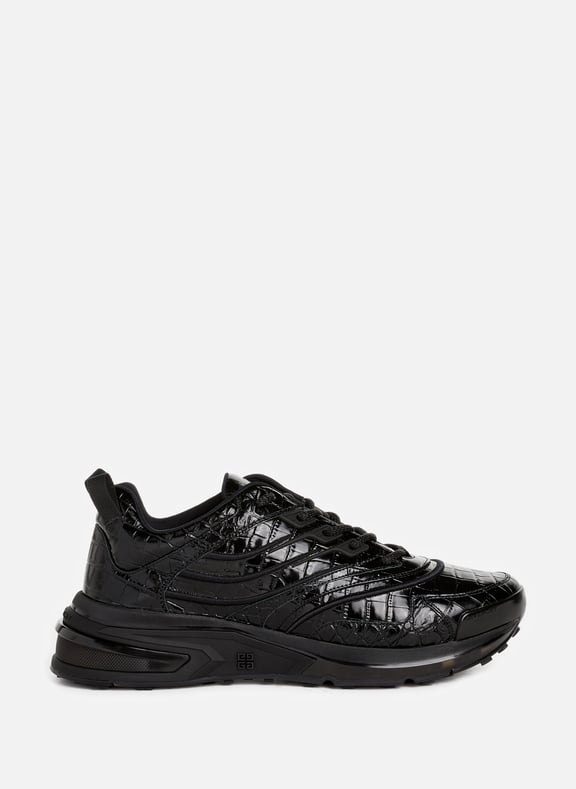 Baskets GIV 1 en façon crocodile Noir by GIVENCHY GIVENCHY Baskets GIV 1 en façon crocodile Noir