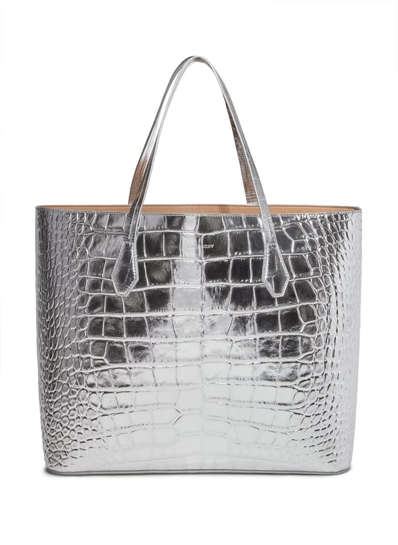 Sac cabas Wing en cuir de veau embossé et métallisé Argent by GIVENCHY GIVENCHY Sac cabas Wing en cuir de veau embossé et métallisé Argent