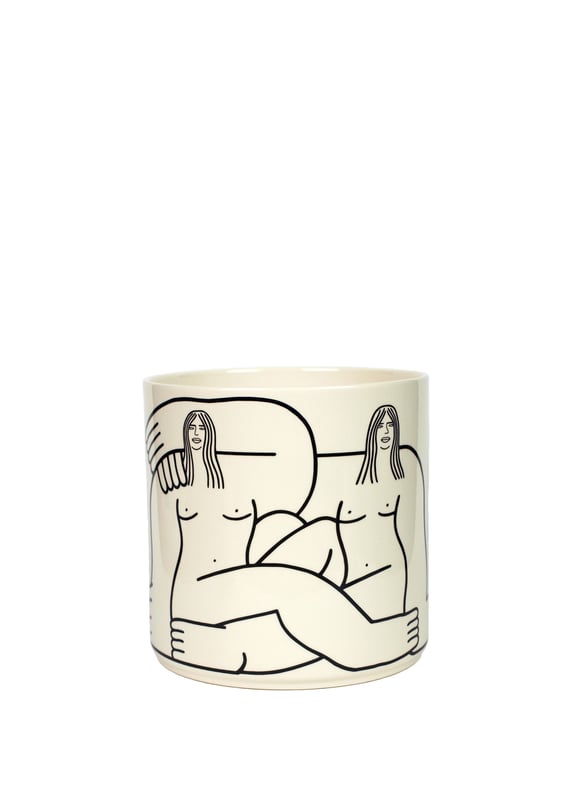 Cache pot Femmes en faïence by LOUISE MADZIA LOUISE MADZIA Cache pot Femmes en faïence
