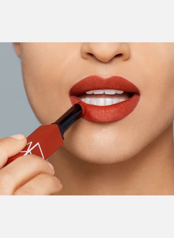 POWERMATTE LIPSTICK - NARS pour BEAUTé | Printemps.com