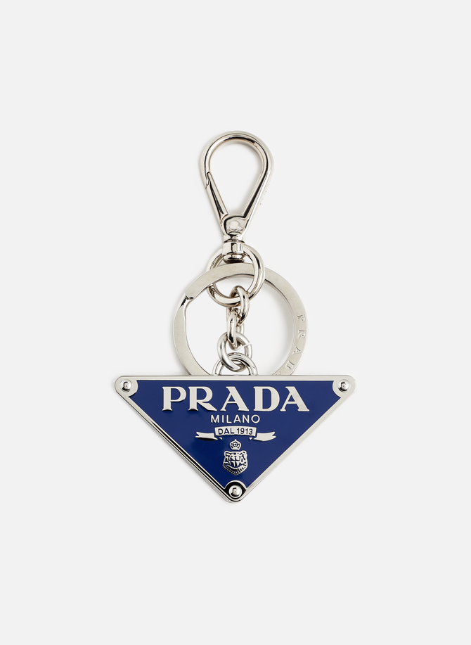 حلقة مفاتيح بشعار PRADA