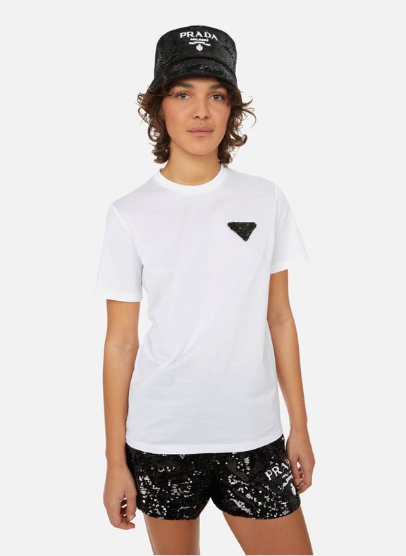 T-shirt en coton à détail perle Blanc by PRADA PRADA T-shirt en coton à détail perle Blanc