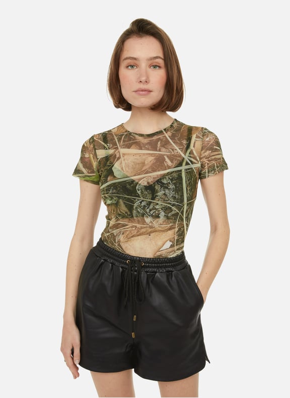 T-shirt Dirt à imprimé en mesh Multicolore by SERAPIS SERAPIS T-shirt Dirt à imprimé en mesh Multicolore
