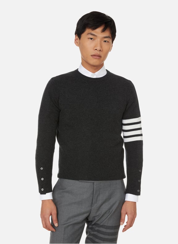 Pull col rond en cachemire Gris by THOM BROWNE THOM BROWNE Pull col rond en cachemire Gris