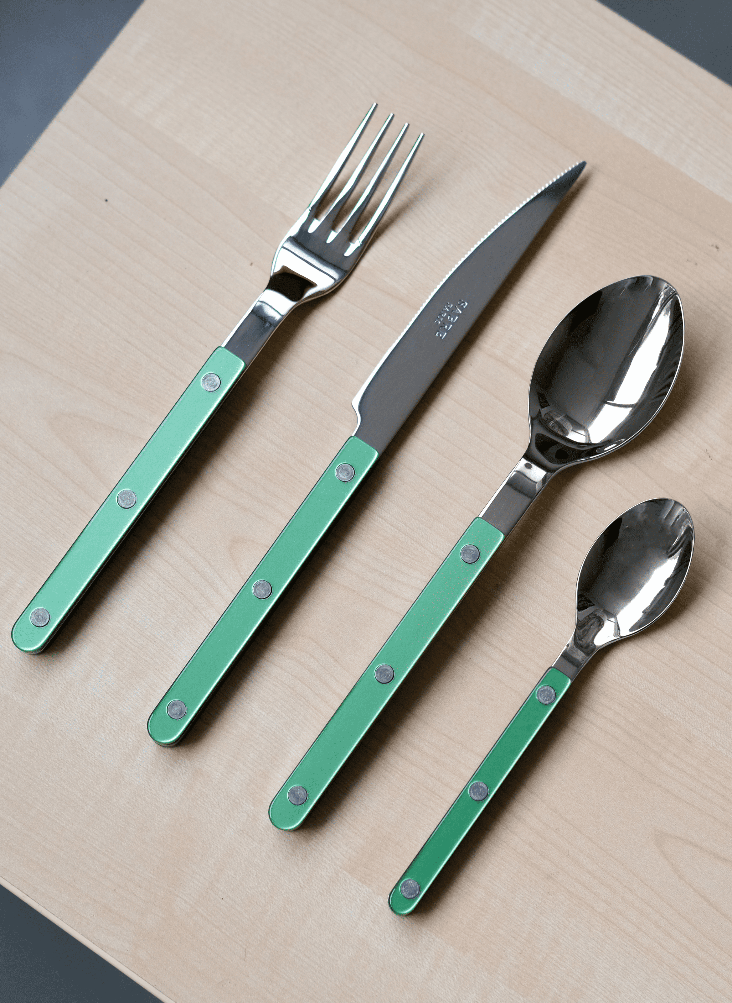 Couteau de table, bistrot pearly SABRE PARIS Vert