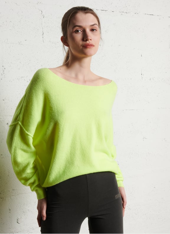 Pull ample à col bateau en maille duveteuse damsville Jaune by AMERICAN VINTAGE AMERICAN VINTAGE Pull ample à col bateau en maille duveteuse damsville Jaune
