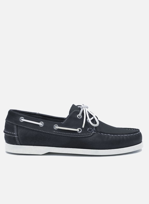 Chaussures bateau cuir mat brossé Bleu by JULES & JENN JULES & JENN Chaussures bateau cuir mat brossé Bleu