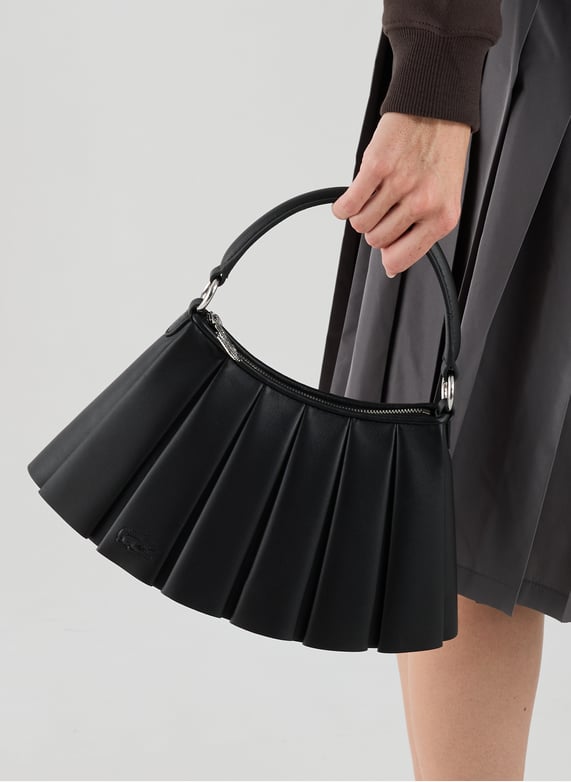 Petit sac Lenglen plissé en cuir | Noir by LACOSTE Petit sac Lenglen plissé en cuir Noir