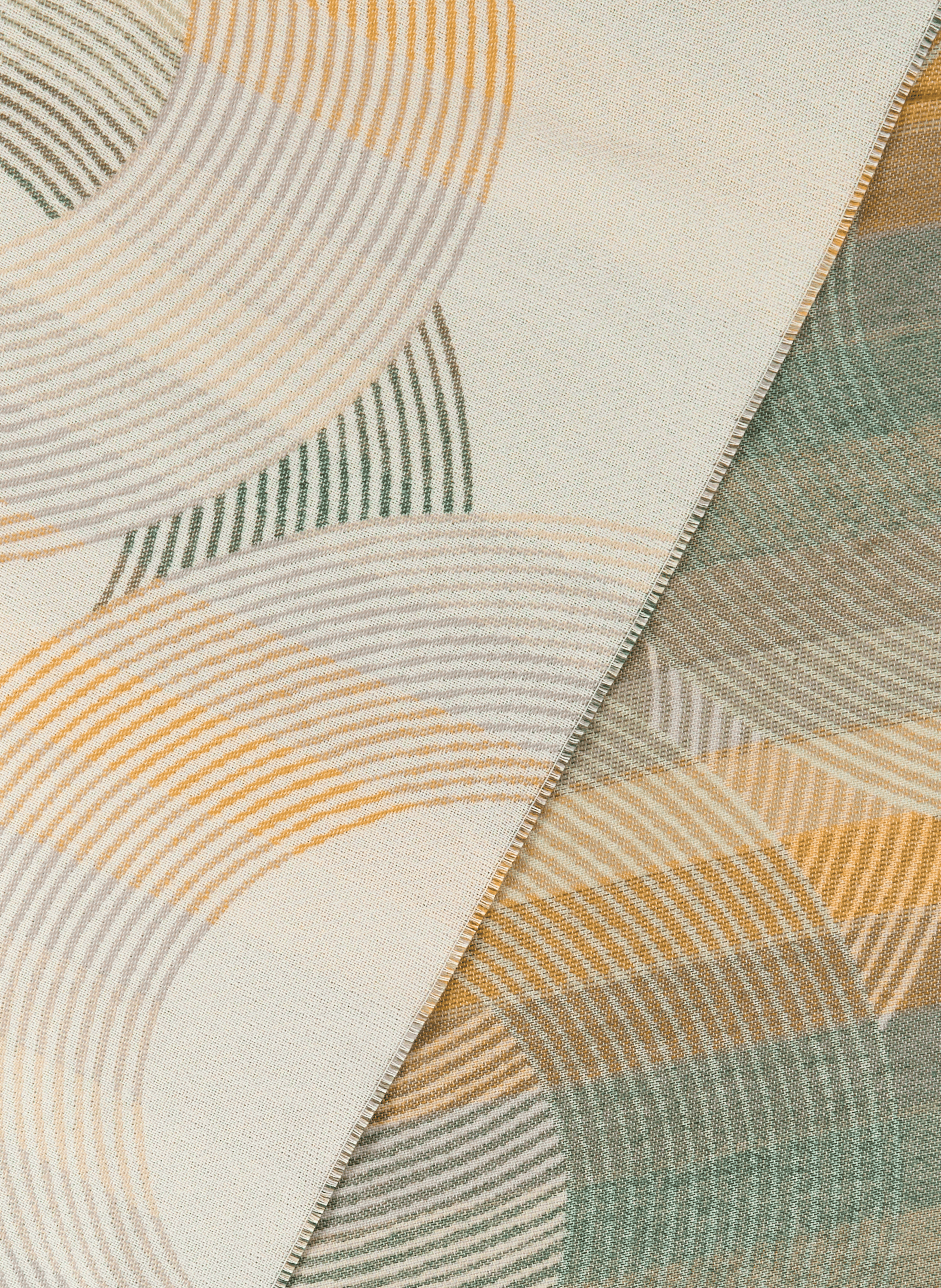 Cotton Decorative Stole AU PRINTEMPS PARIS Green