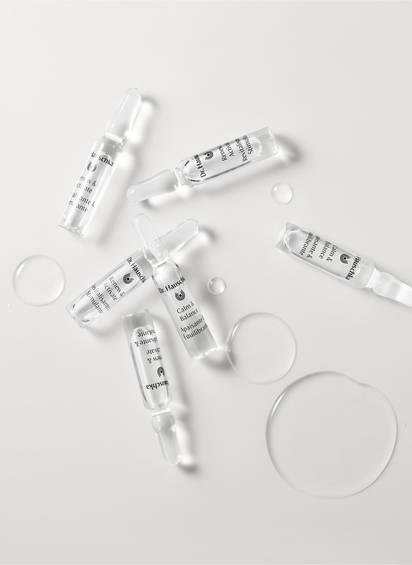 Revitalizing & Stimulating Treatment 28 ampoules x 2ml DR HAUSCHKA No color