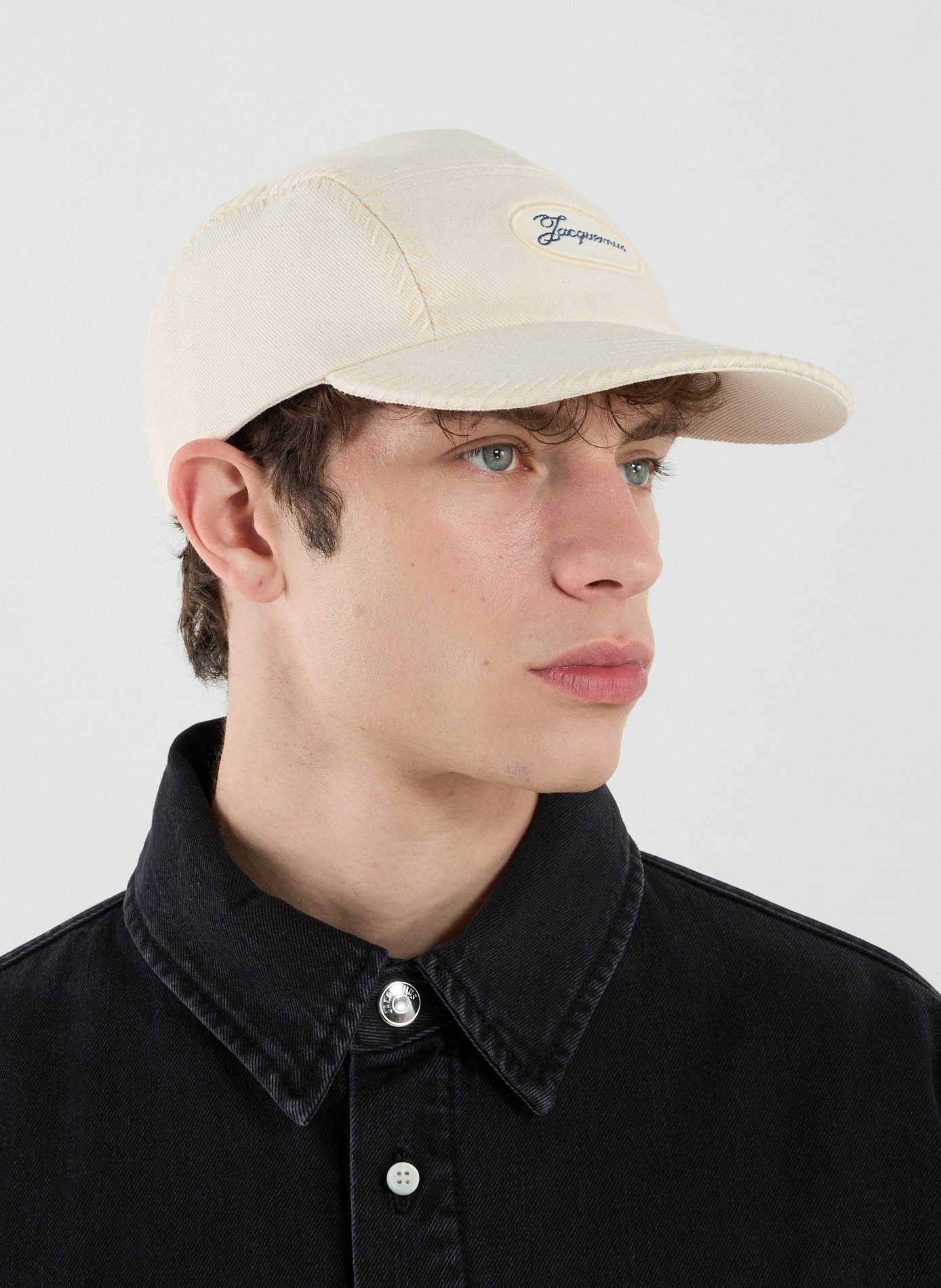 The cap Casco JACQUEMUS White