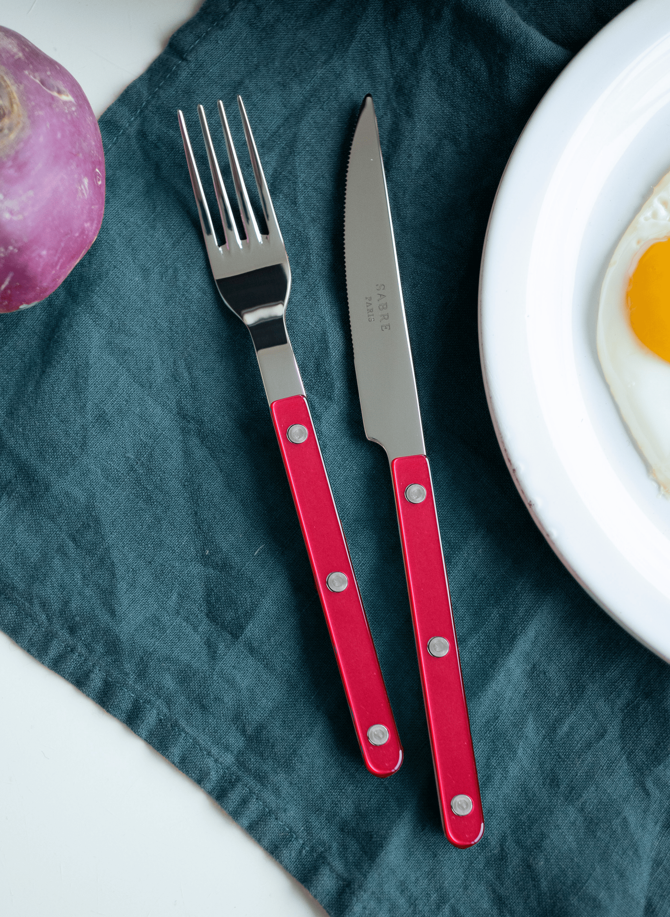 Fourchette de table, bistrot pearly SABRE PARIS Rouge