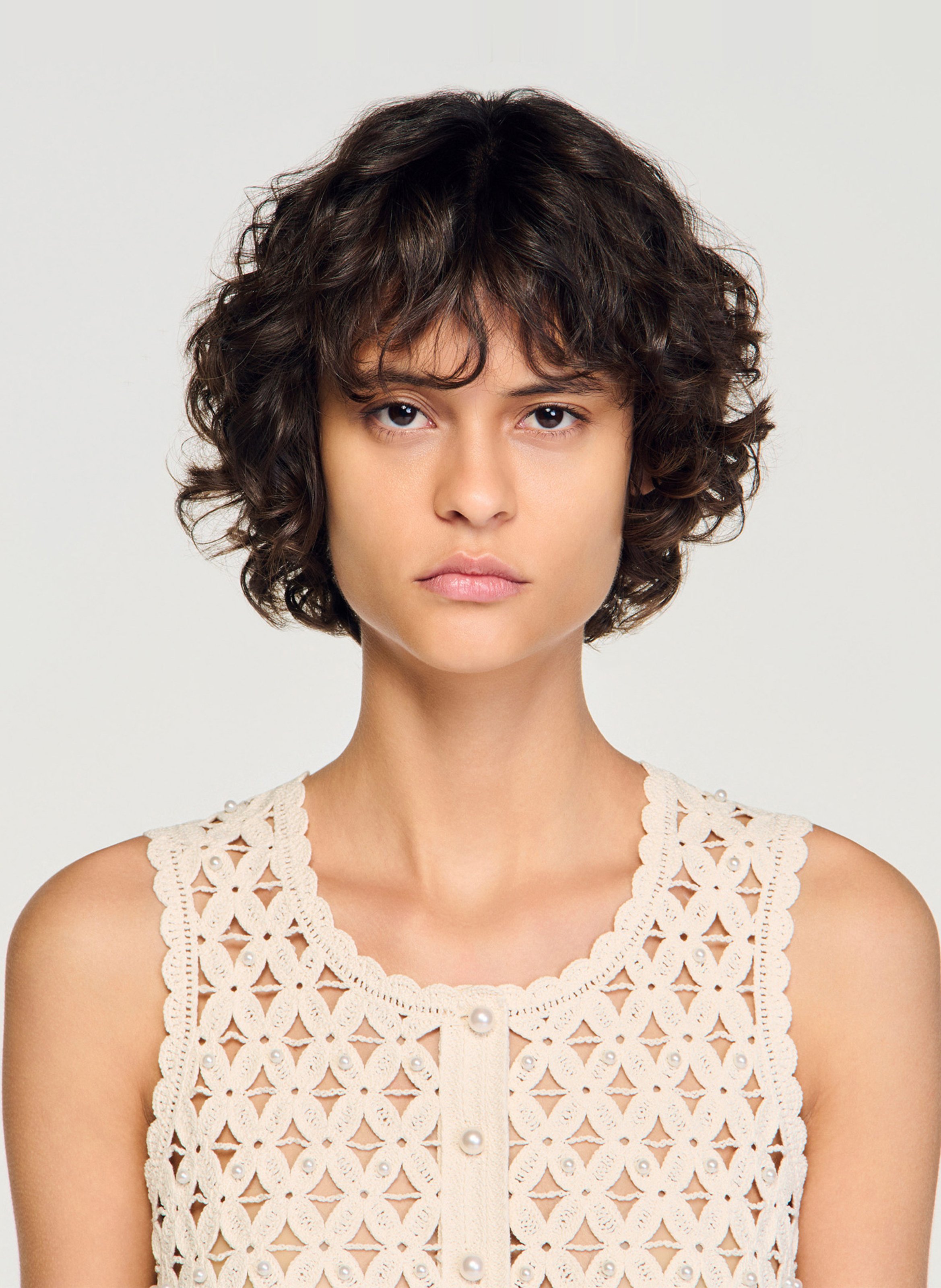 Gilet col rond en maille crochet SANDRO Beige