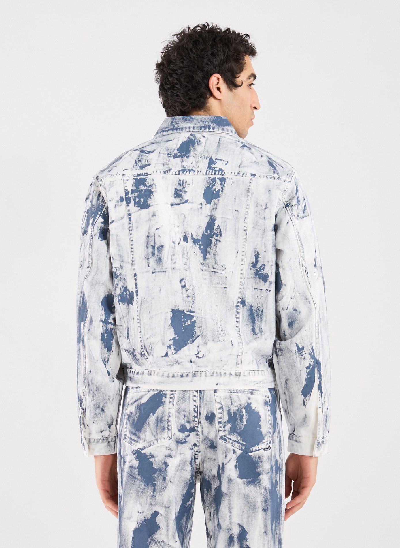 Oversized jacket with a classic cotton collar ARTE ANTWERP White