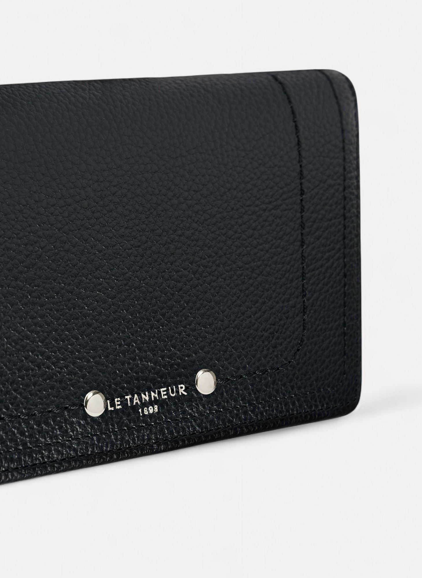 Portefeuille moyen modèle ella en cuir grainé LE TANNEUR Noir