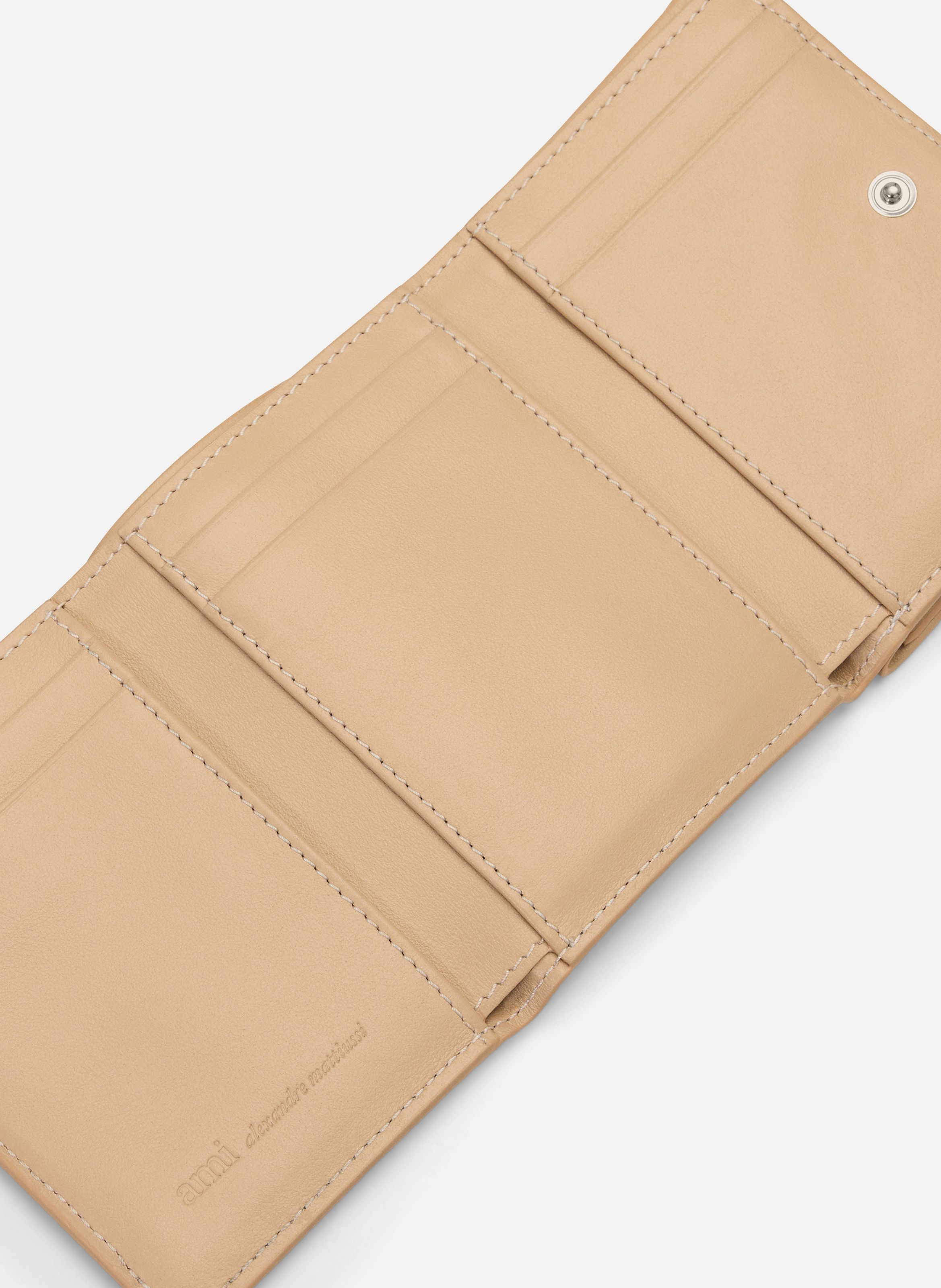 Portefeuille à triple volet unisexe en cuir de vachette ami de coeur AMI PARIS Beige