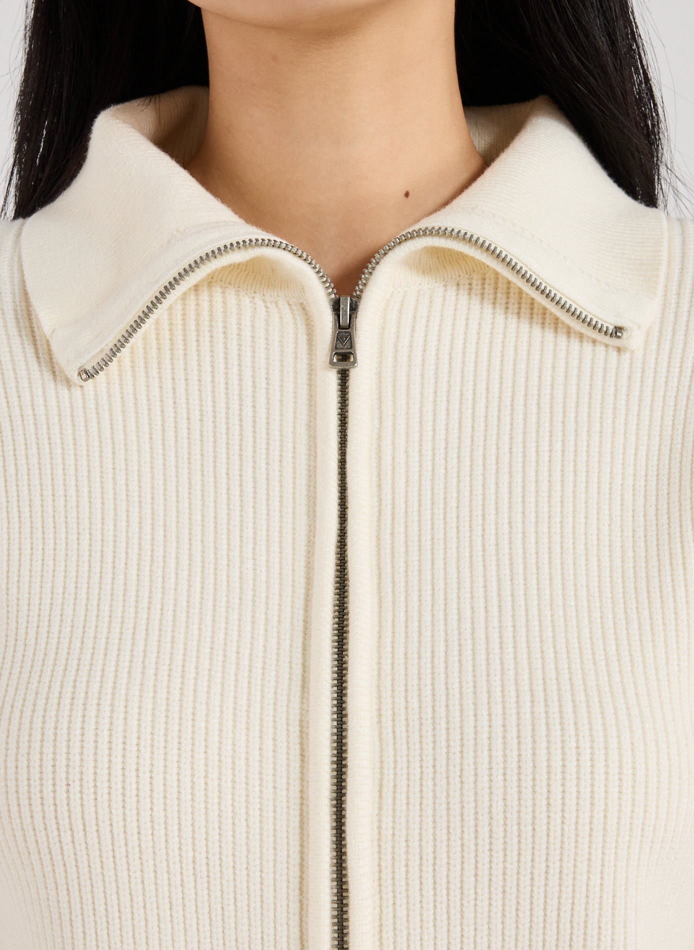 Gilet côtelé col montant GUESS Beige