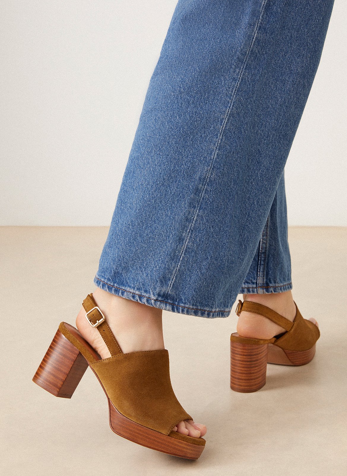 Sandales à talons en cuir velours n°446 RIVECOUR Marron