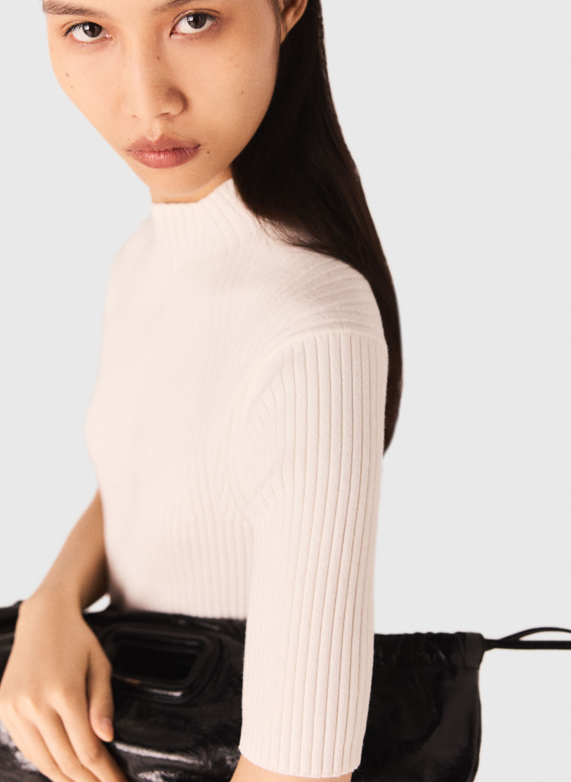 Top col rond en coton mélangé MAJE Beige