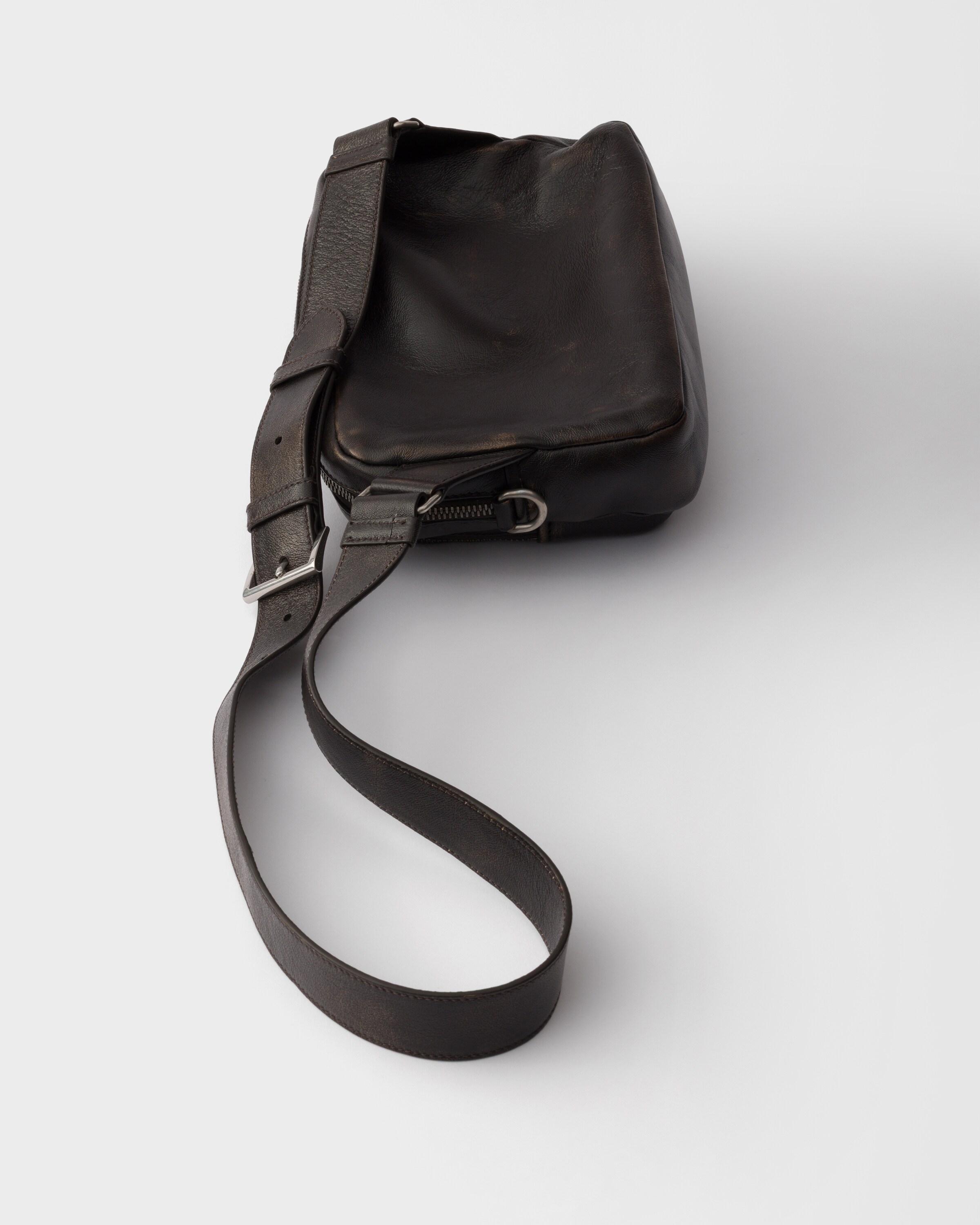 Sac porté épaule en cuir nappa vieilli PRADA Marron