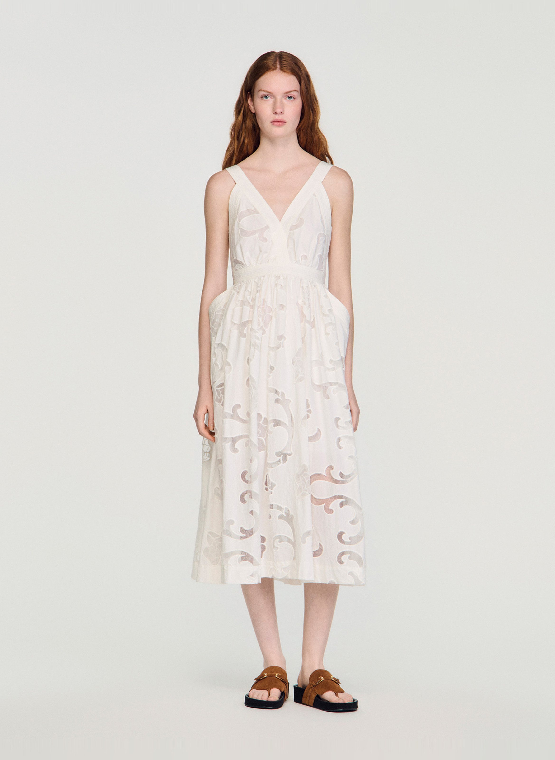 Robe midi col v en coton mélangé SANDRO Beige