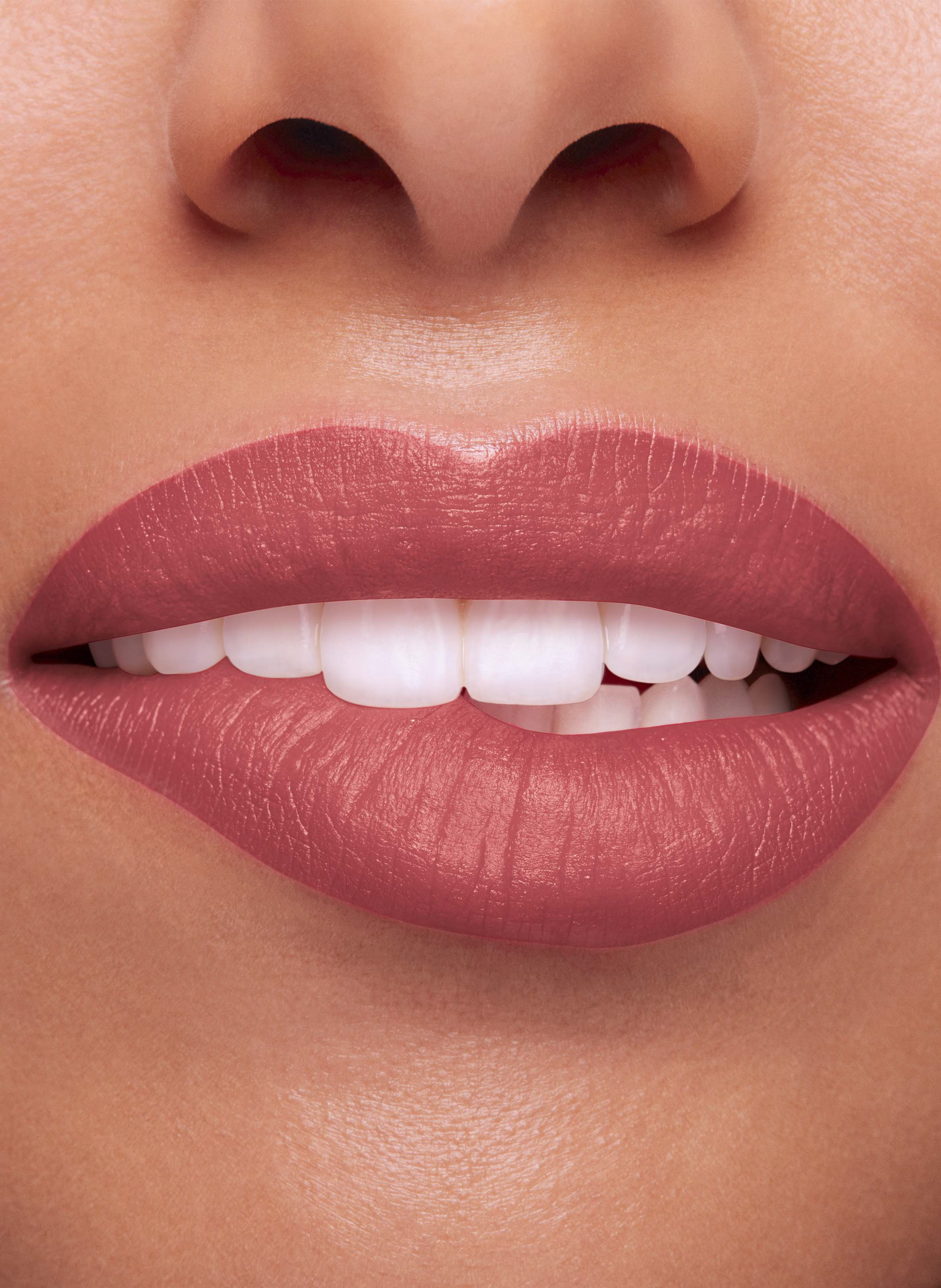 Joli Rouge Velvet - Rechargeable Lipstick
Joli Rouge Velvet Refill CLARINS 705v-soft berry