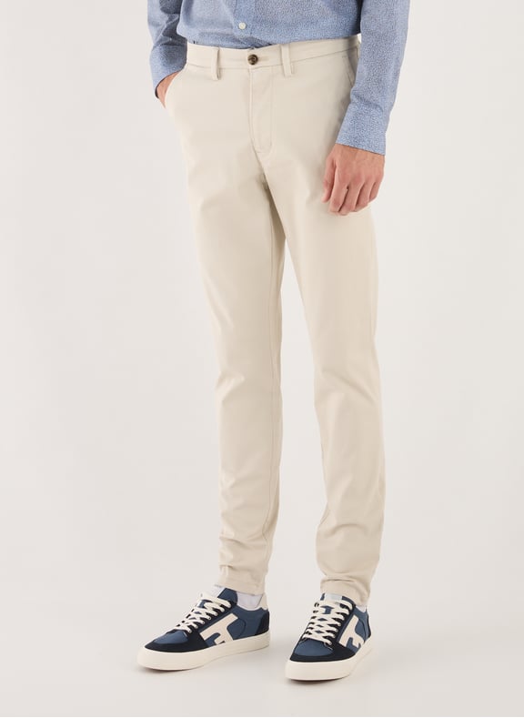 Pantalon chino skinny en coton mélangé Blanc by DOCKERS DOCKERS Pantalon chino skinny en coton mélangé Blanc