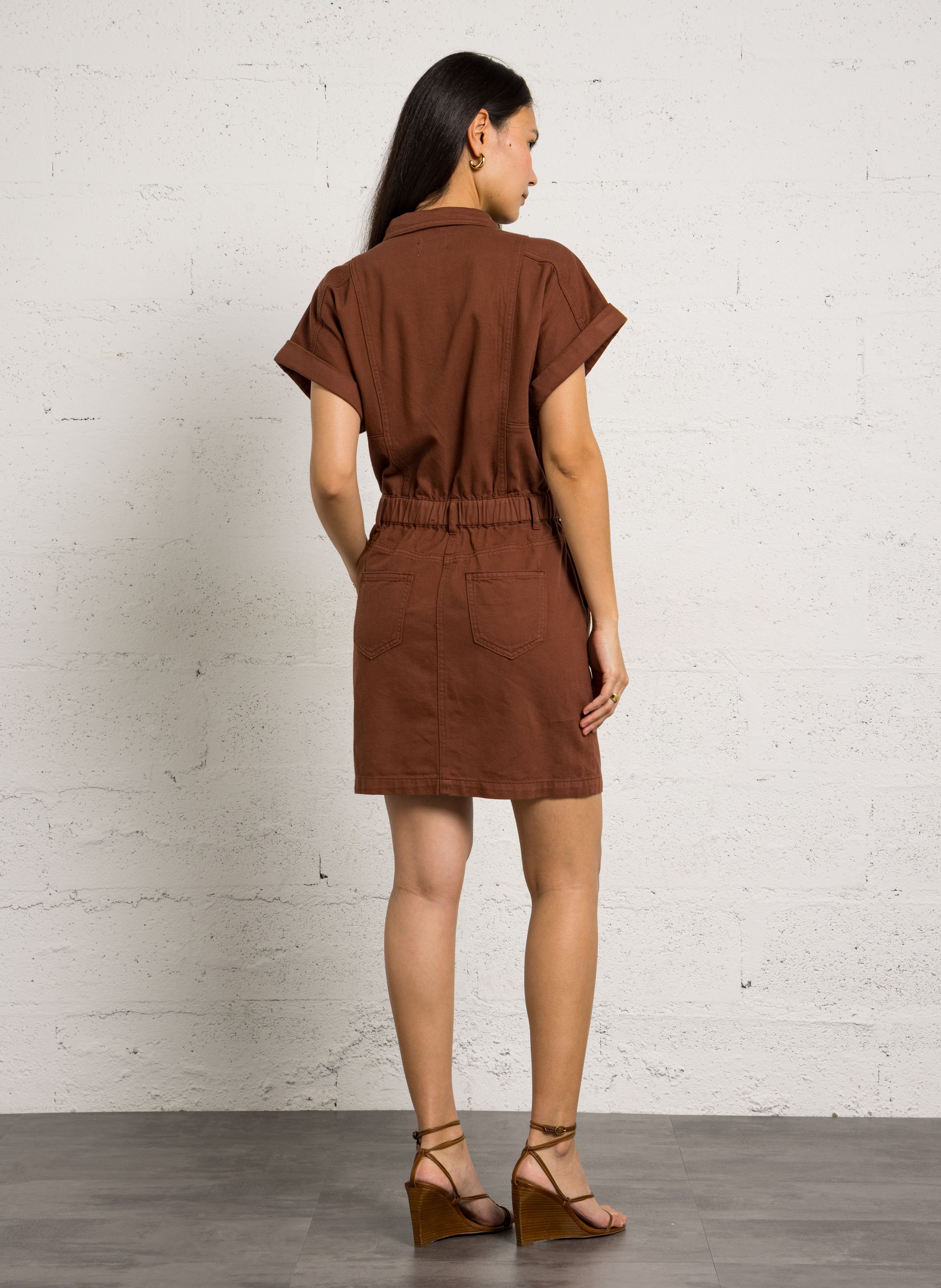 Robe courte col classique en coton betsina Marron