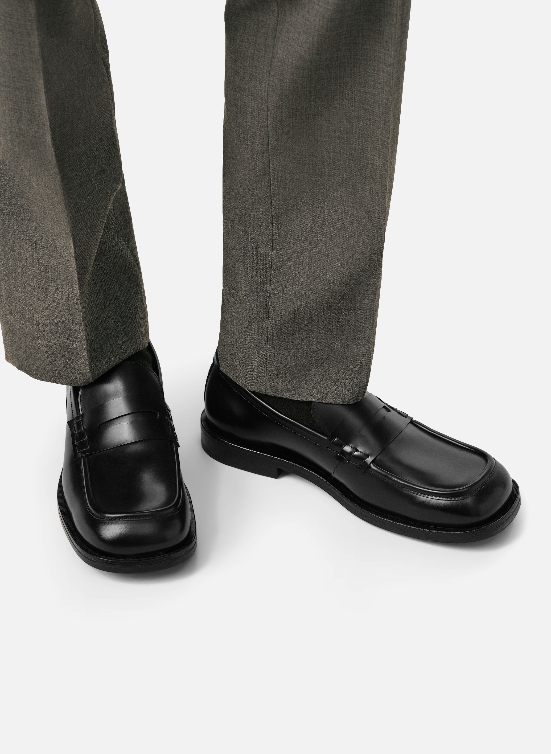 Mocassins unisexe en cuir de veau AMI PARIS Noir