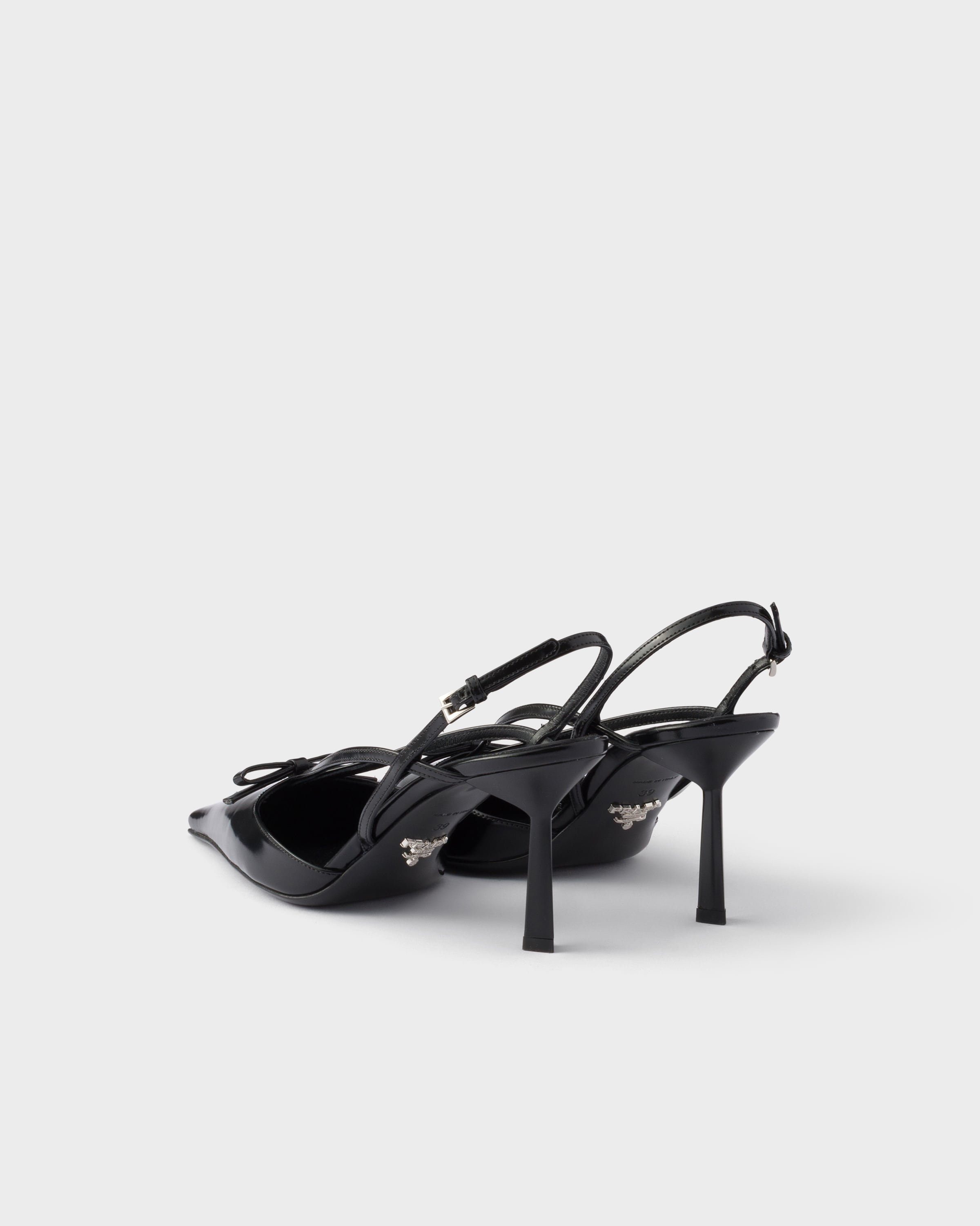 Escarpins à bride arrière en cuir brossé PRADA Noir
