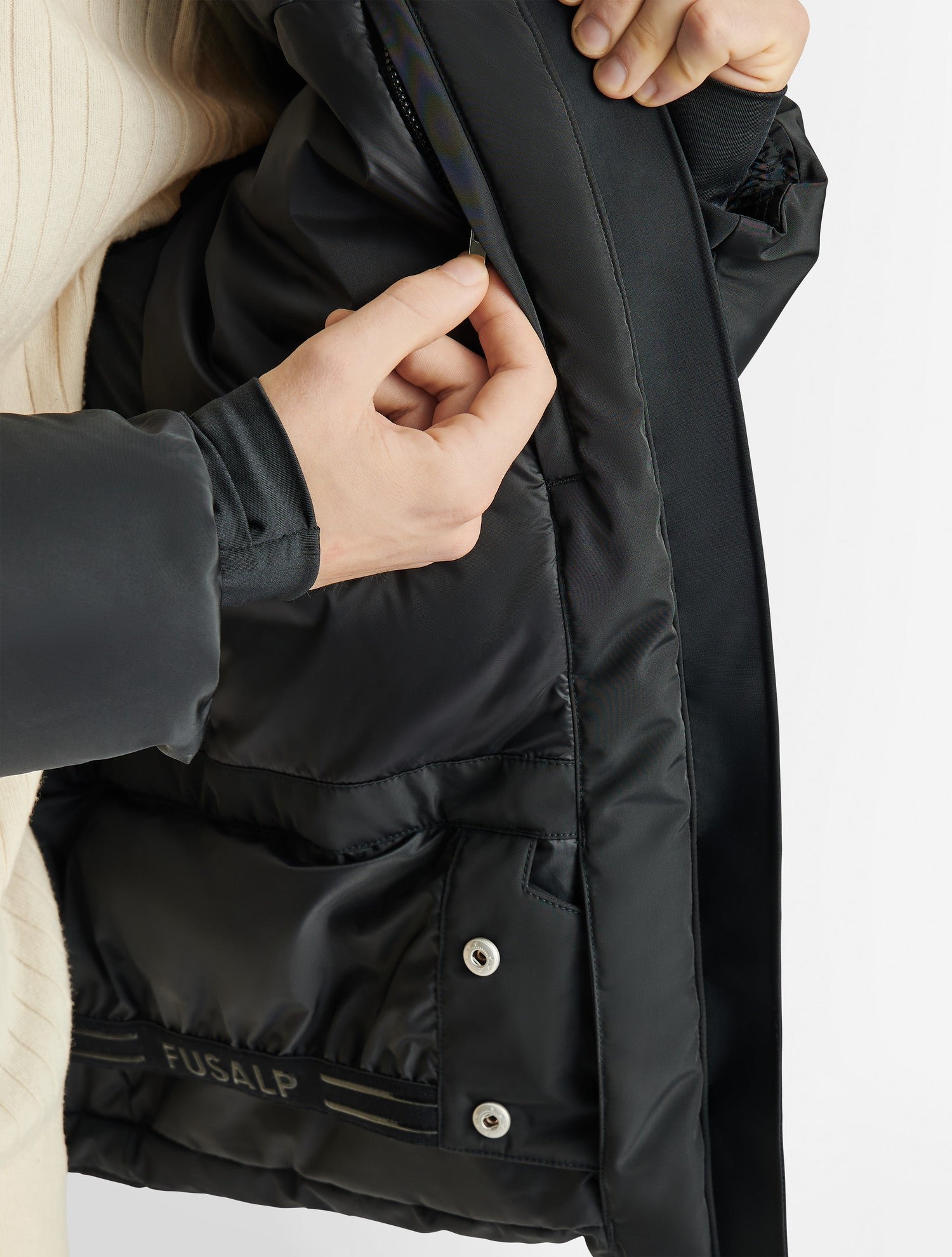 Doudoune bokaff col capuche coupe regular FUSALP Noir