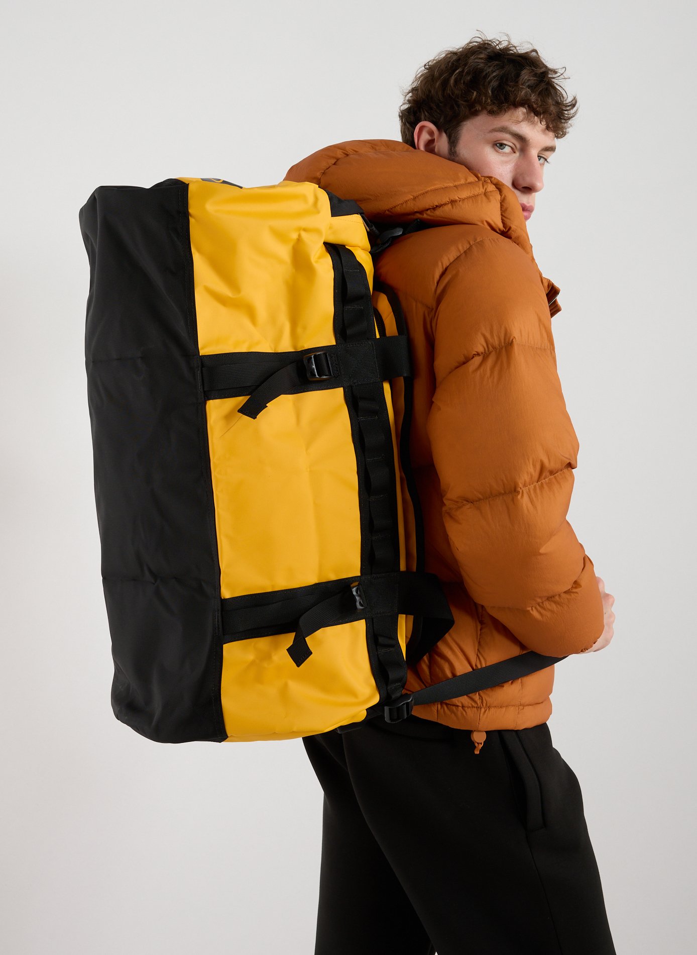 Base Camp Duffel M Travel Bag THE NORTH FACE Yellow