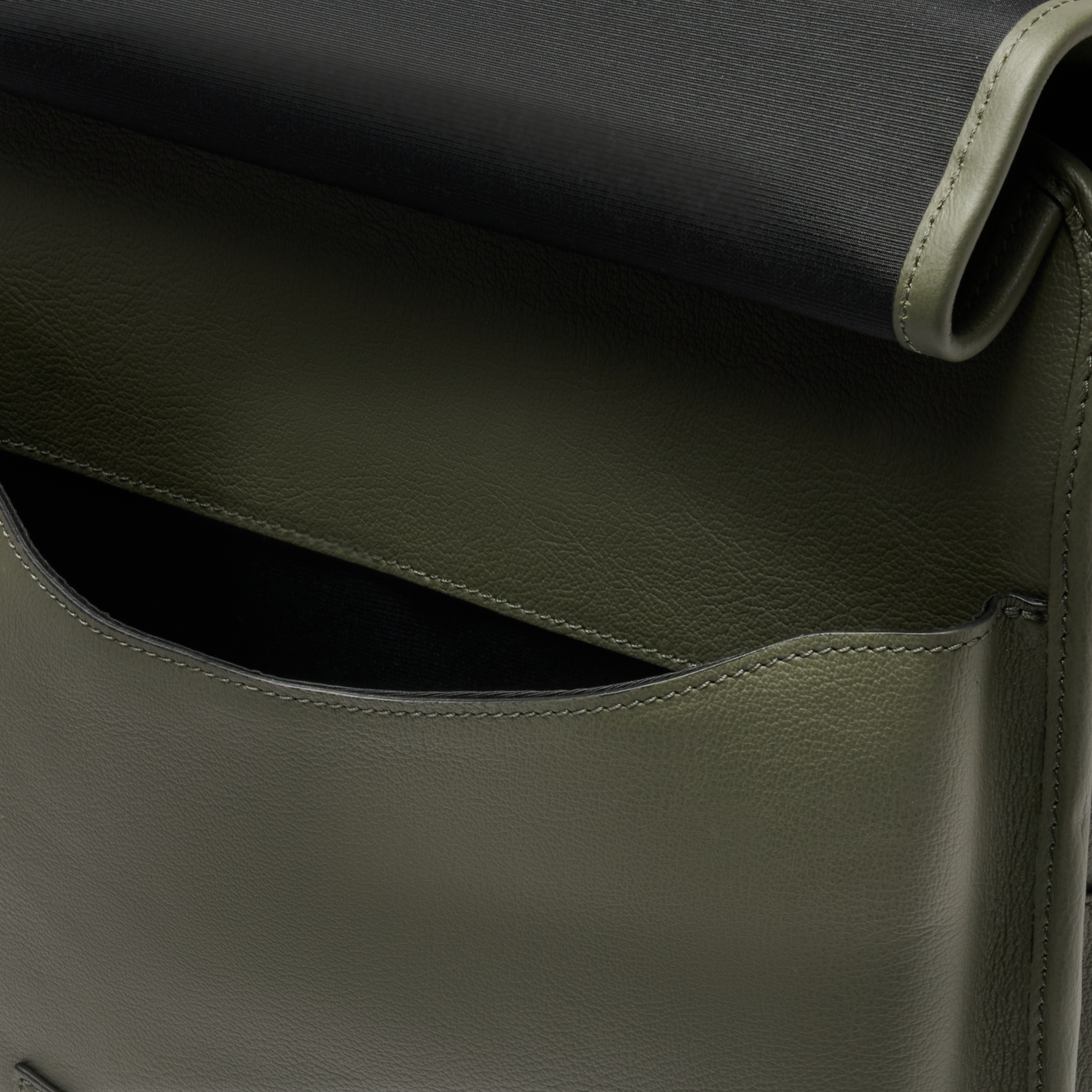 Sac à dos zippé mistral de lancel en cuir LANCEL Gris