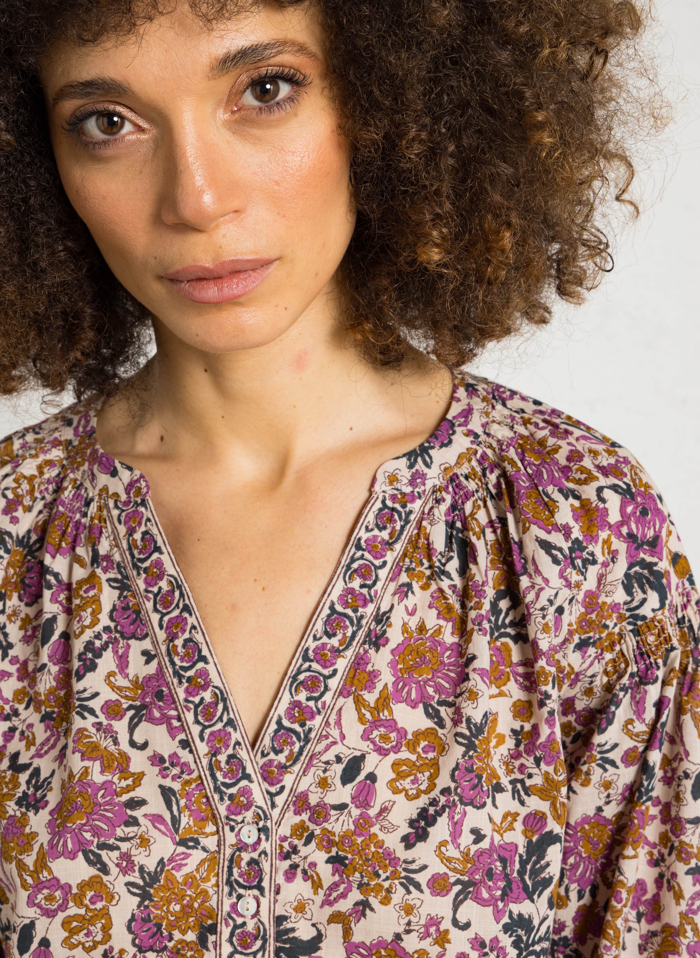 Top droit col tunisien en coton prune Beige