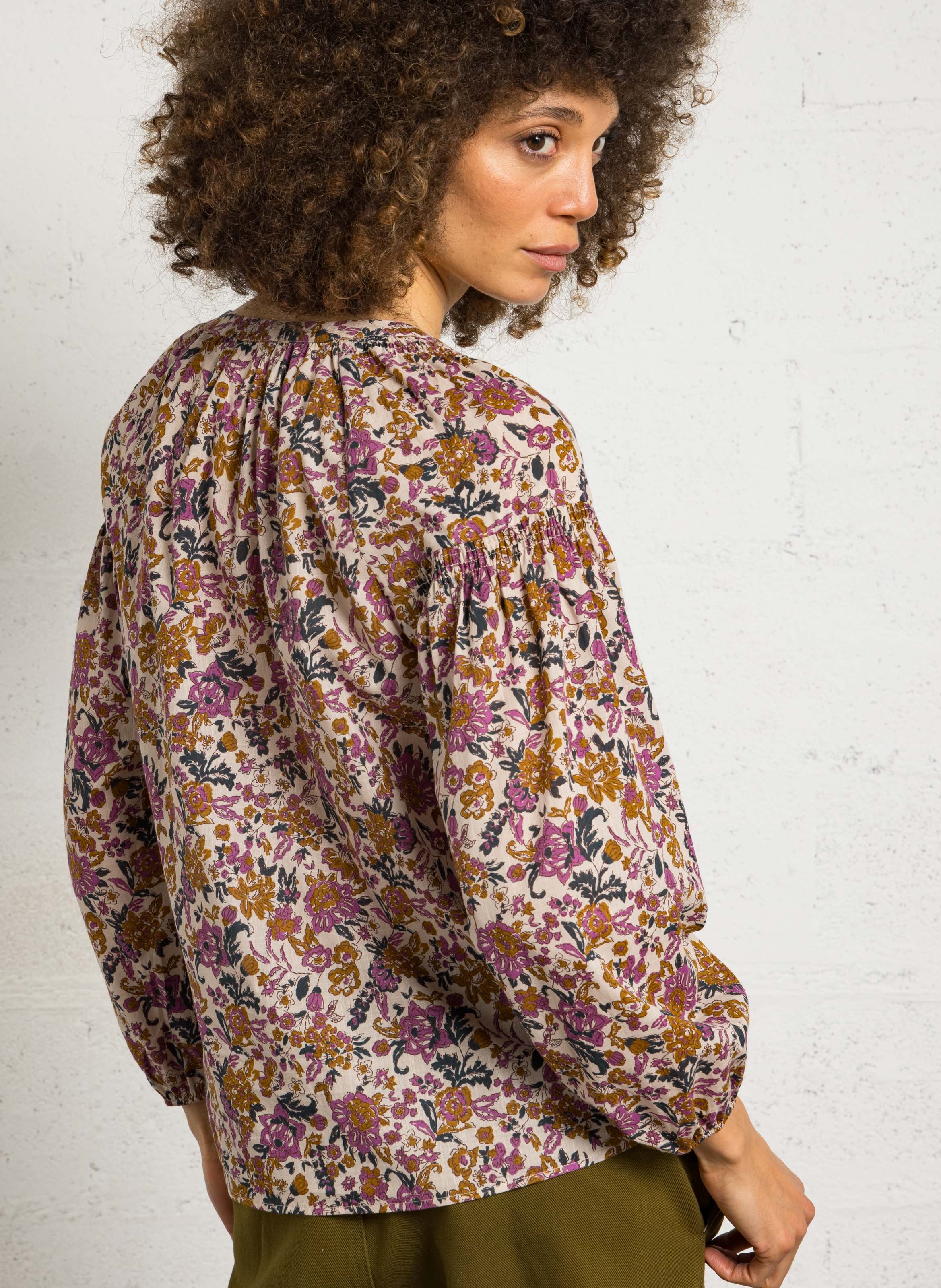 Top droit col tunisien en coton prune Beige