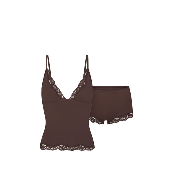 Ensemble pyjama débardeur et shorty en dentelle Ensemble pyjama débardeur et shorty en dentelle
