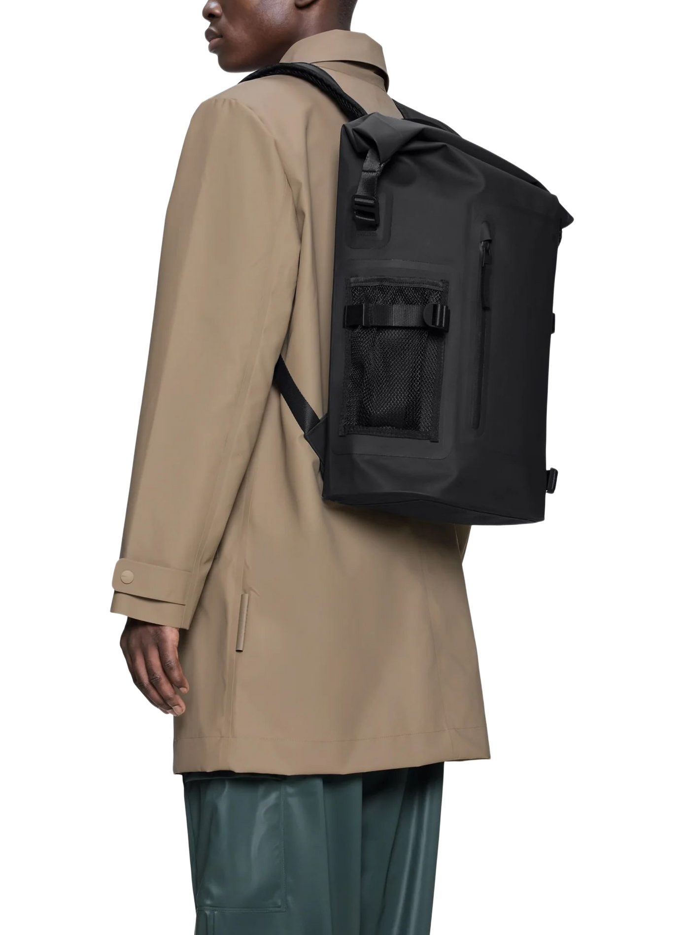 Waterproof zippered backpack RAINS Black
