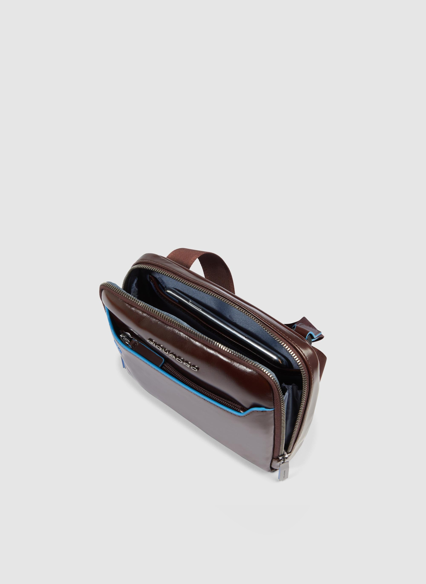 Sac bandoulière homme en cuir PIQUADRO Marron